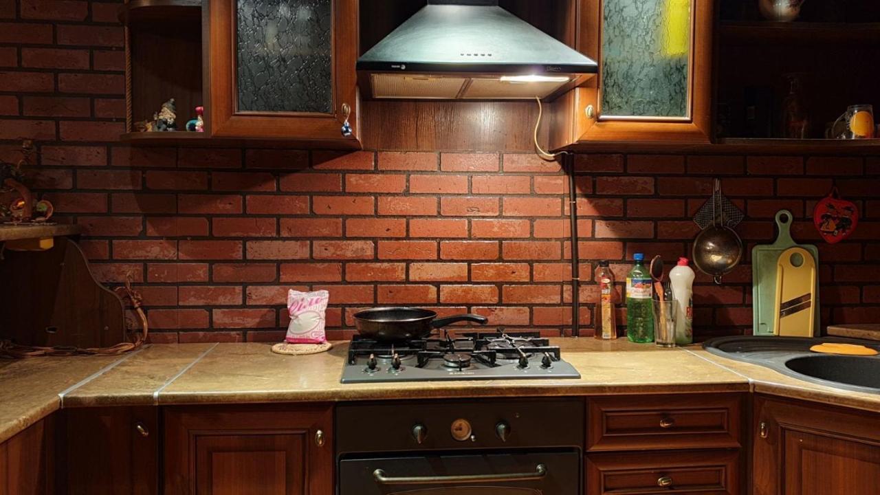 Вилла Viktoria Ужгород Экстерьер фото